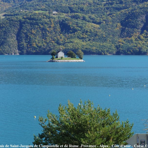 Lac Serre-Ponçon - Chapelle  Saint-Michel