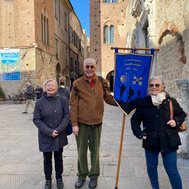 Albenga Banniere jacquaire Incontri Compostellani Confraternita