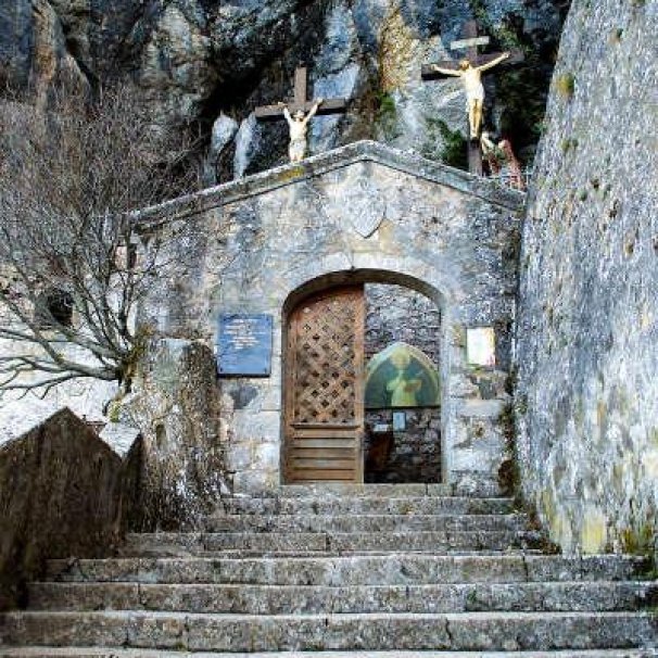 Entrée grotte Sainte Marie-Madeleine