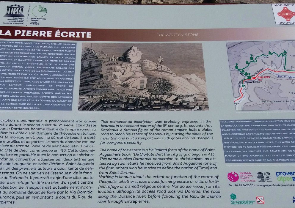 Le défilé de la pierre écrite à St-Geniez