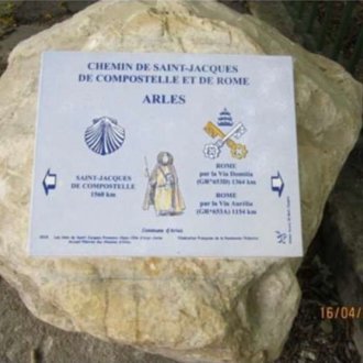 Plaque Compostelle Arles