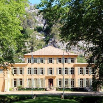 Le Tholonet Canal de Provence