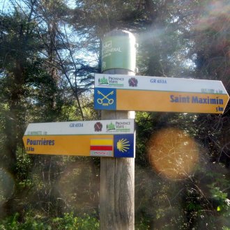 Balise Poteau Indicateur GR653A Saint-Maximin Pourrieres